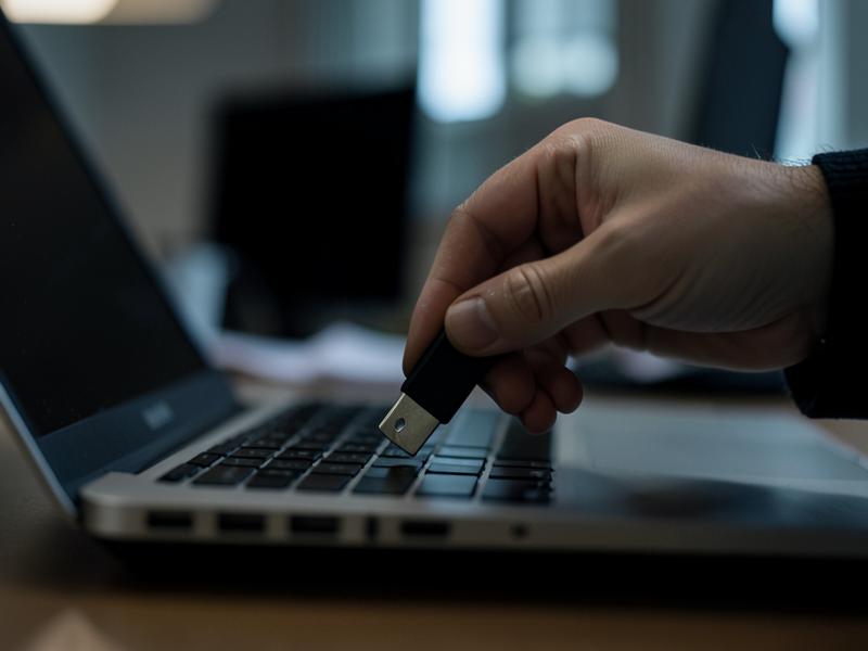 Hardware security key being used with a laptop